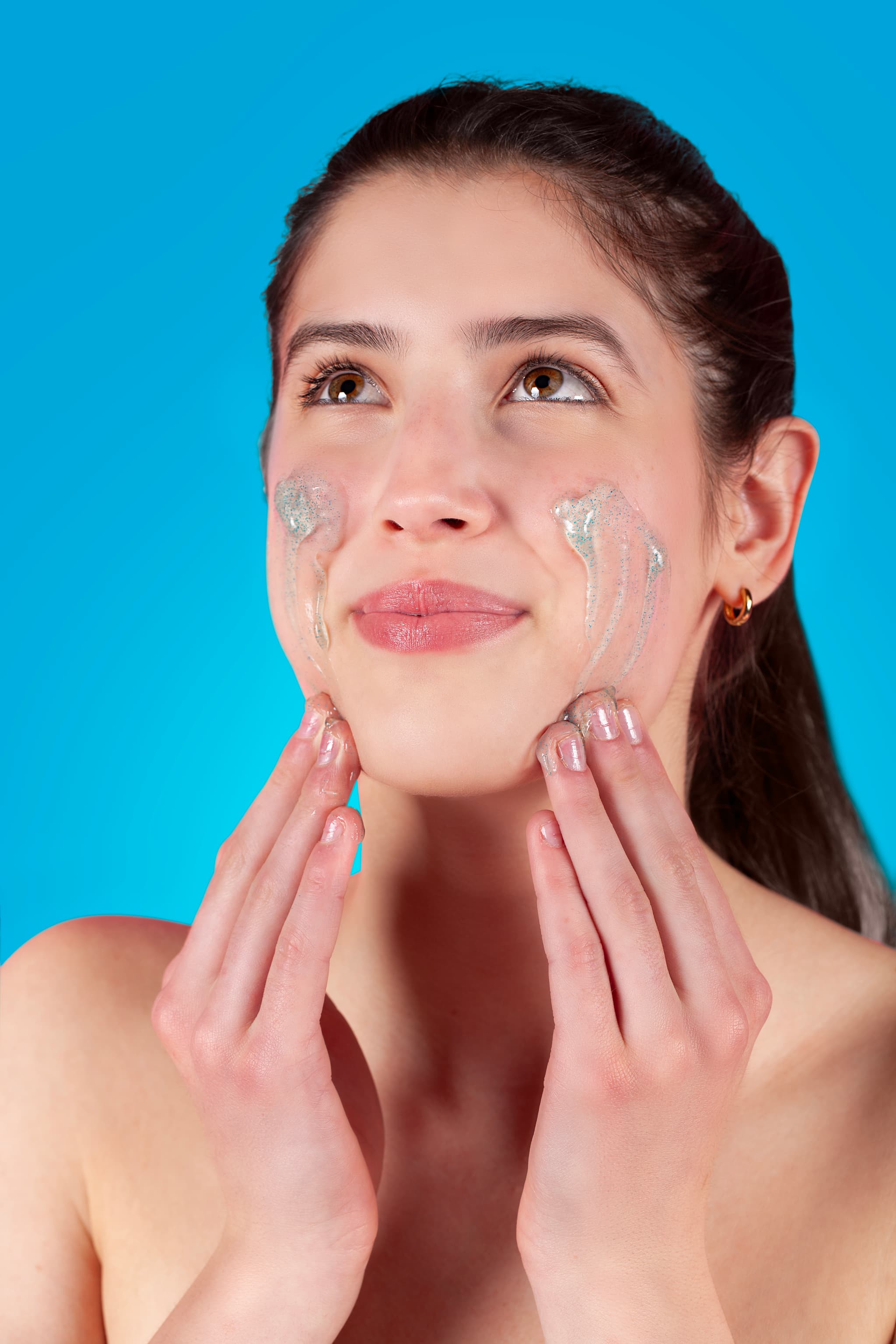 EXFOLIATING FACE SCRUB - Image 2