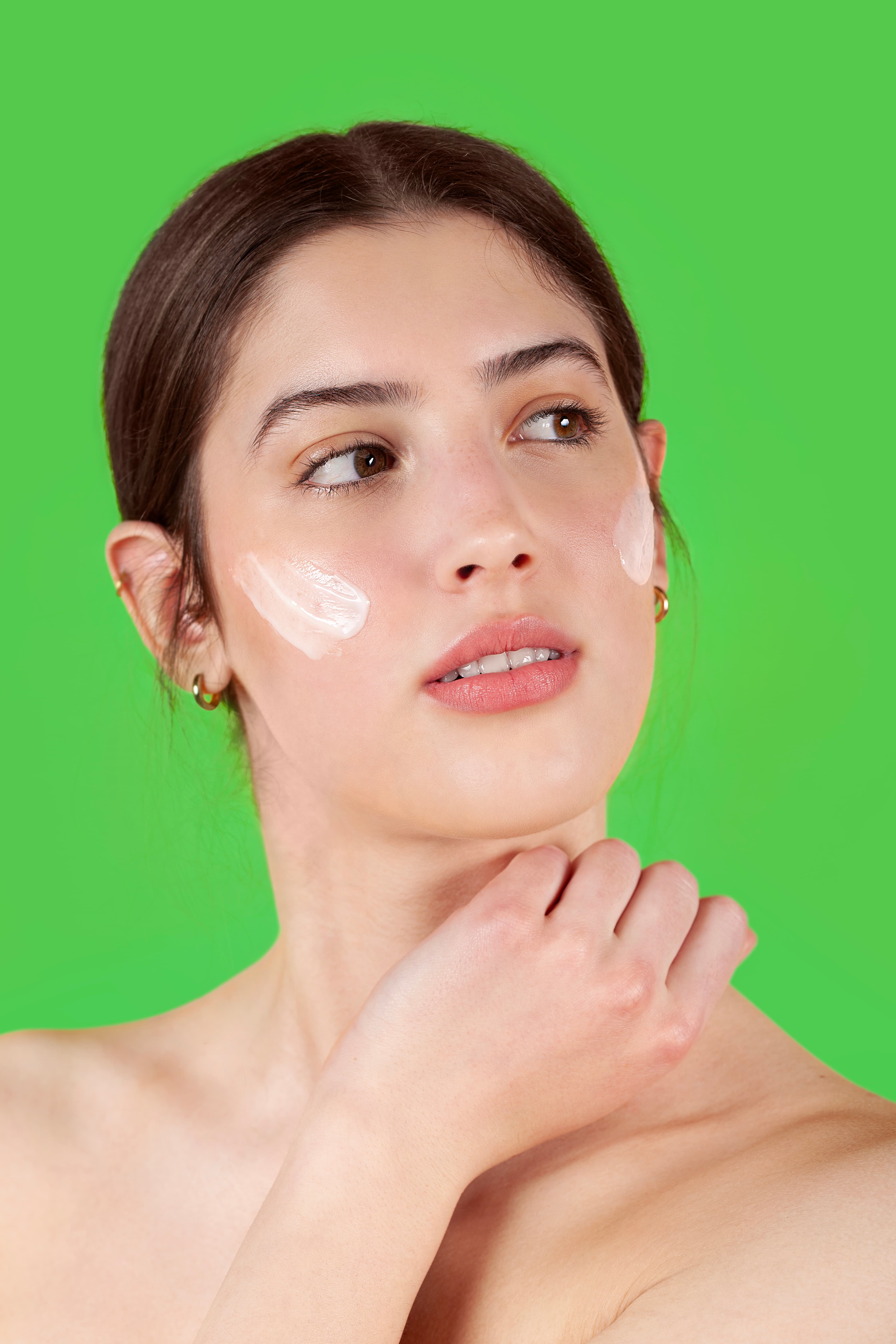 MOISTURIZING FACE CREAM - Image 3